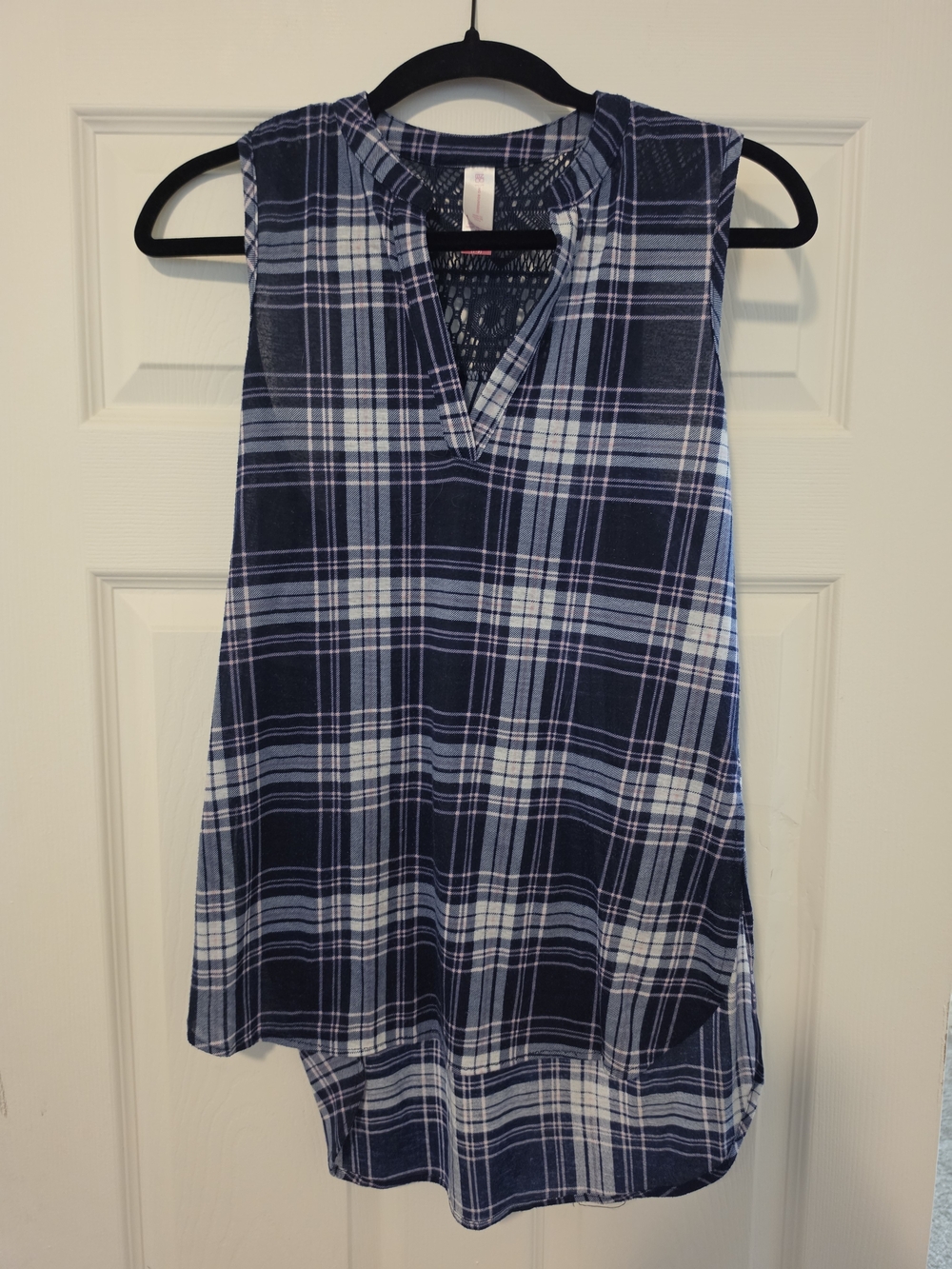 No Boundaries Navy and White Plaid Sleeveless V-Neck Top